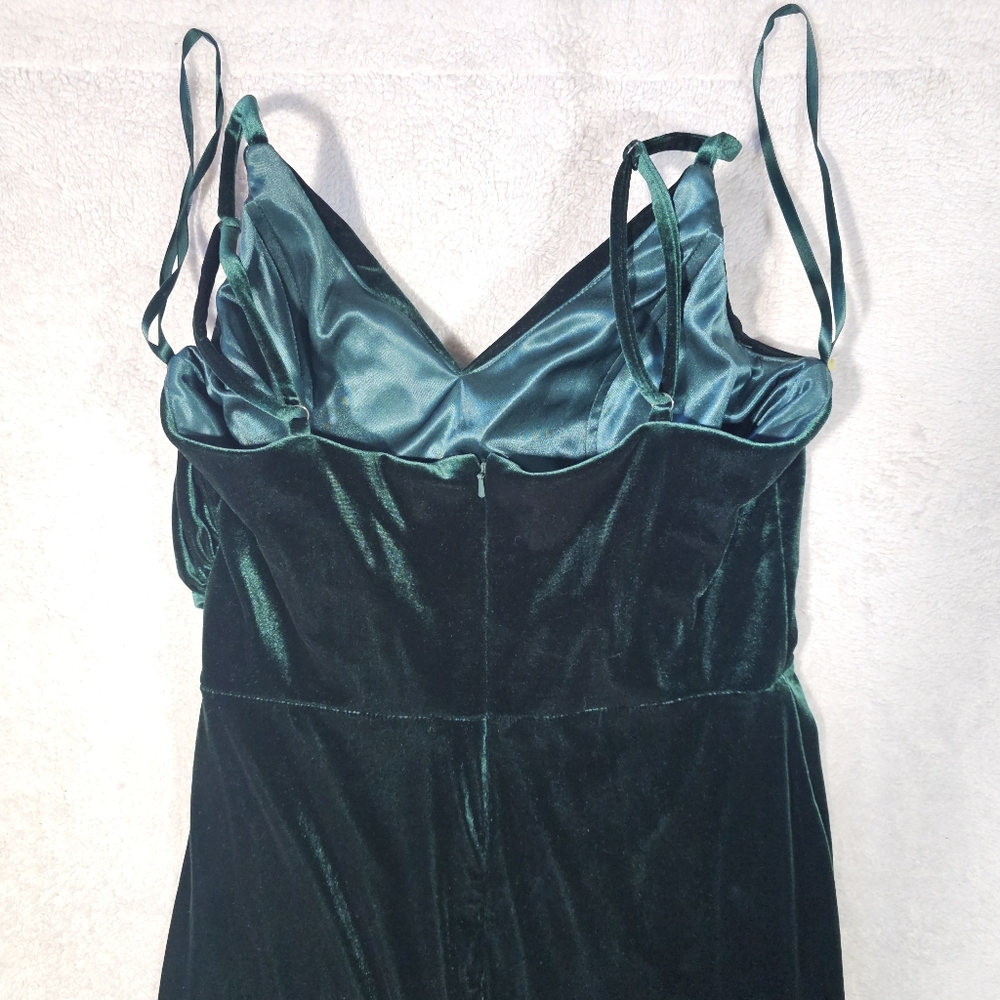 Revelry Rory Velvet Dress Size 12 - Picture 8 of 10